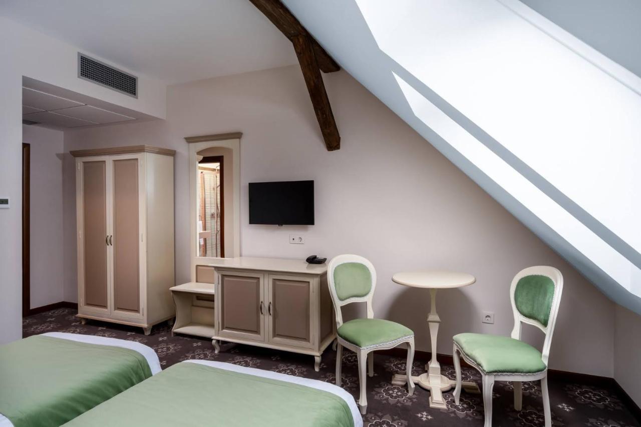 Hotel Leul De Aur Sebeş Dış mekan fotoğraf